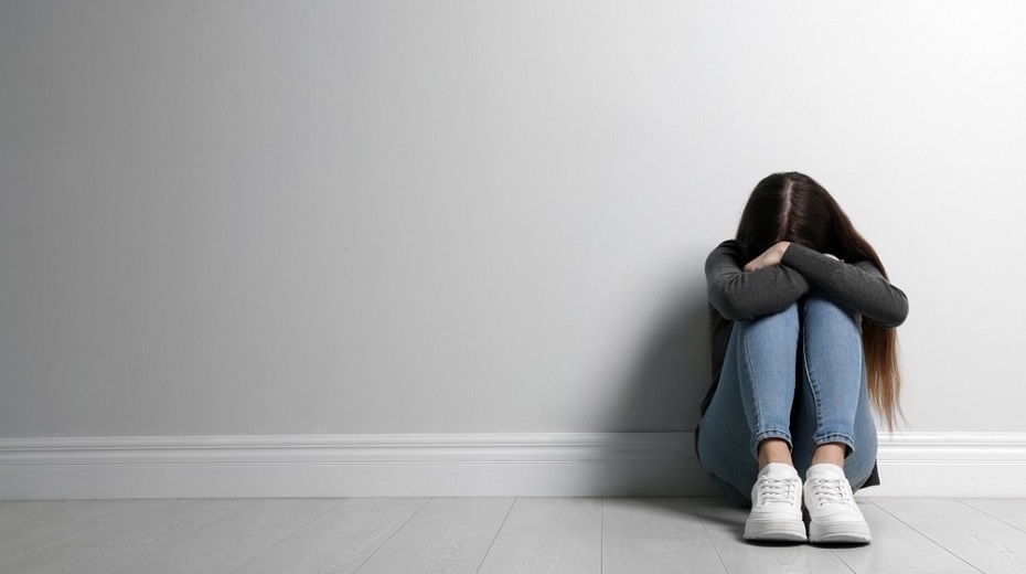 علائم افسردگی زنان و مردان + روش درمان افسردگی در خانه چیست؟
